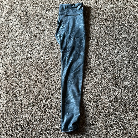 Alo leggings - Picture 2 of 7